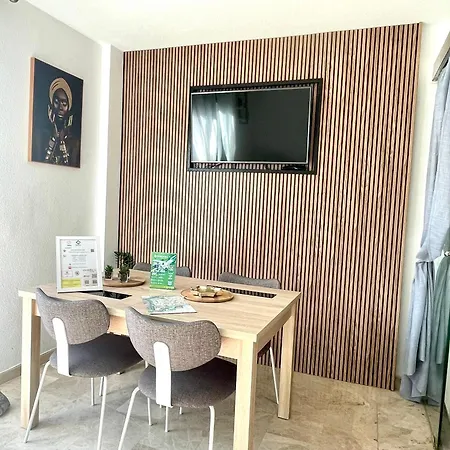 アパート El Balcon Del Puente Con Parking Gratis *