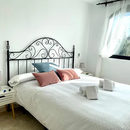 El Balcon Del Puente Con Parking Gratis アパート コルドバ